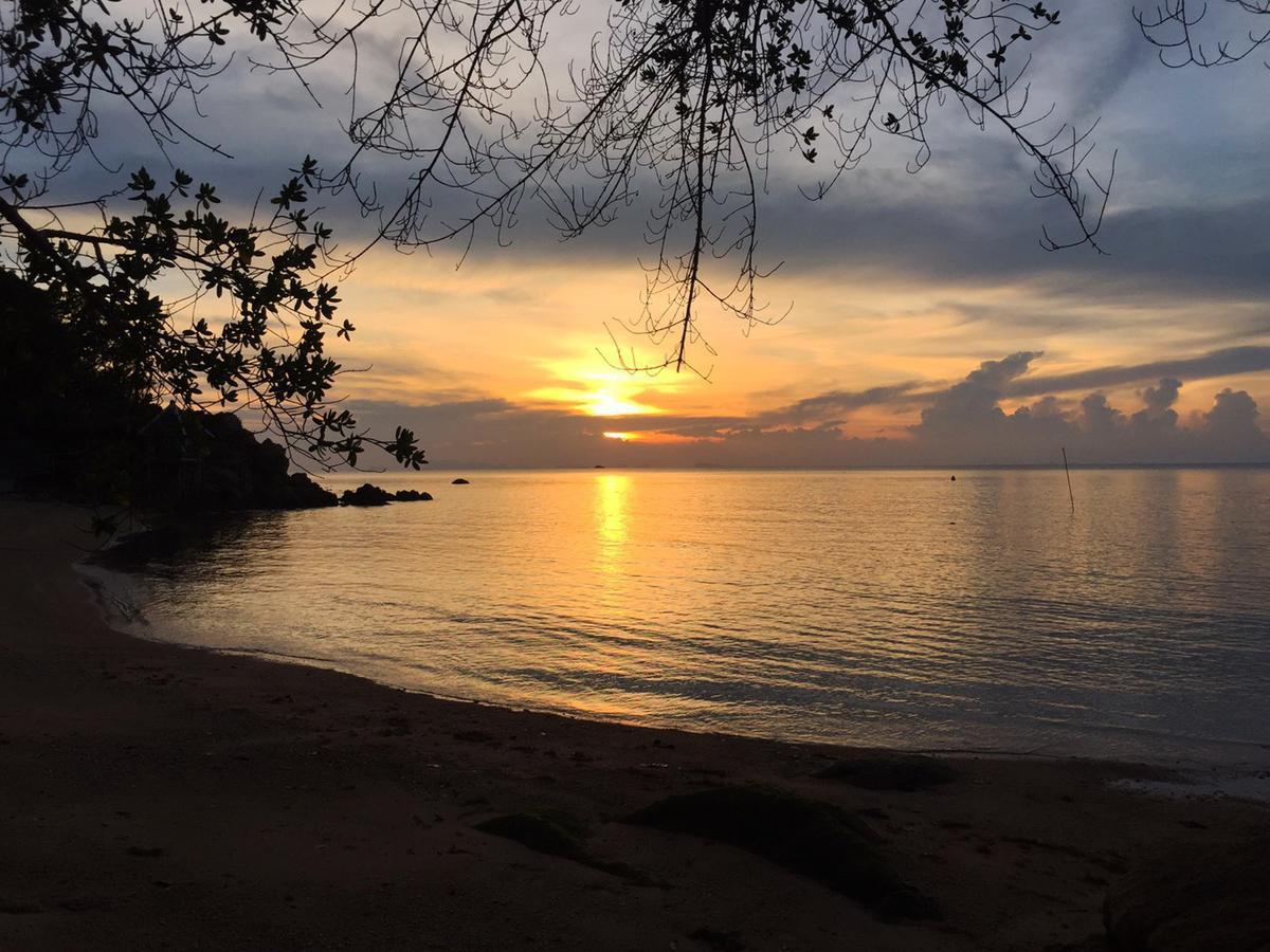 West Coast Beach Resort Ko Pha Ngan Exterior photo