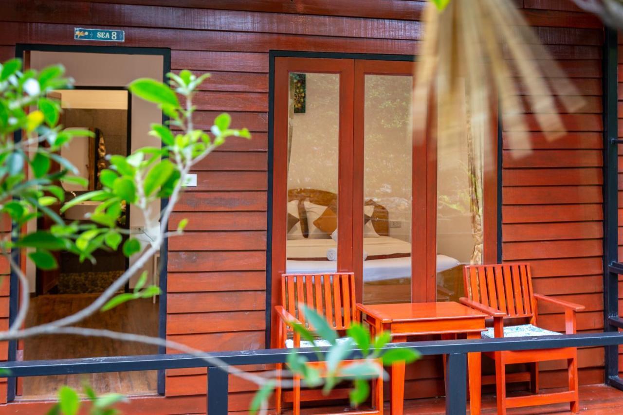 West Coast Beach Resort Ko Pha Ngan Exterior photo